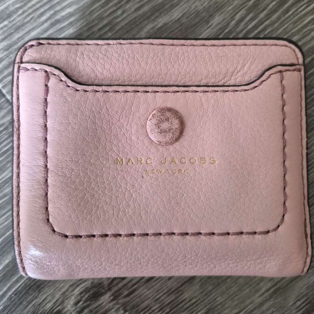 Marc Jacobs pastel pink and black mini bi-fold wallet.